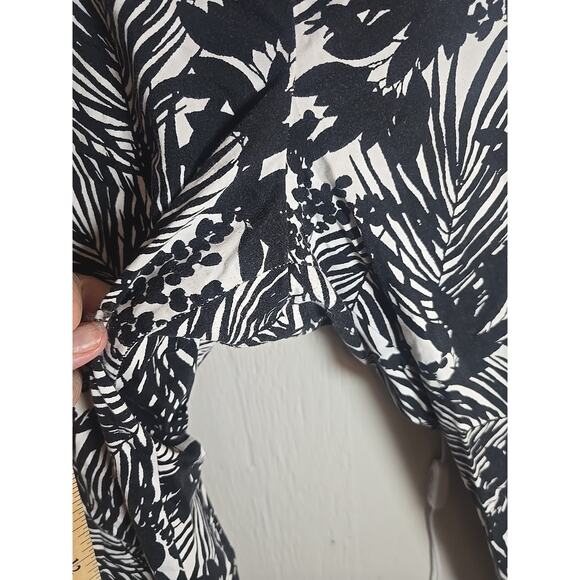 Tropical Capri Floral Plus 24 Lane Bryant Pants Vacation Office Holiday Chic - Picture 7 of 10